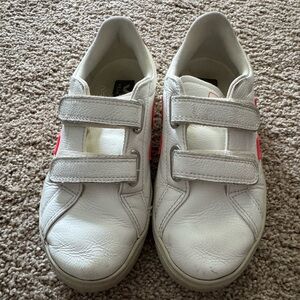 KIDS VEJA SNEAKERS  — SIZE 2